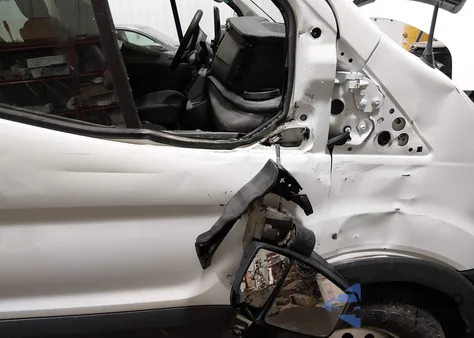 2020 Ford Transit-350 Passenger Van Xl z USA, uszkodzony, nr VIN 1FBAX9Y83LKB23528